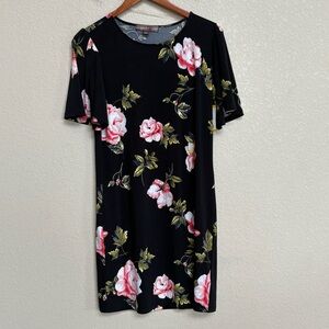 NWT Alexandra + Oak Floral Shift Dress Women Medium Black‎ Pink Short Sleeve